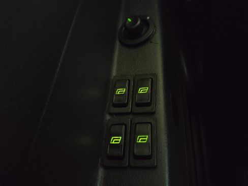 Used 2014 Jeep Compass Sport image 27