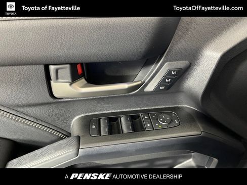 Certified 2025 Toyota 4Runner Limited AWD/4WD image 30