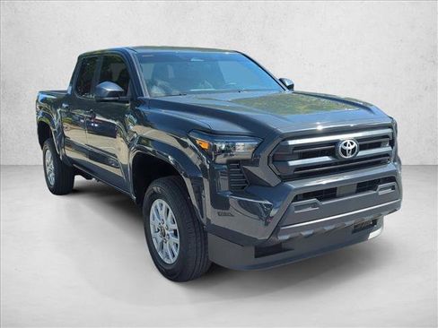 Certified 2025 Toyota Tacoma SR AWD/4WD image 3