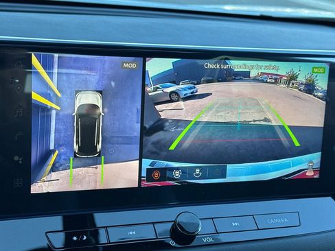 New 2026 Nissan Rogue Platinum w/ Tech Package AWD/4WD image 24