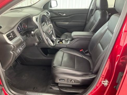 Used 2023 GMC Acadia SLT w/ Elevation Edition FWD image 4