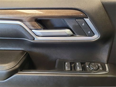 Used 2022 Chevrolet Silverado 1500 RST image 27