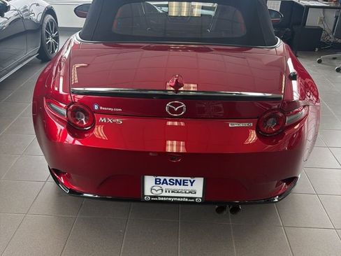 Certified 2025 MAZDA MX-5 Miata Club w/ Brembo/BBS Recaro Package image 9