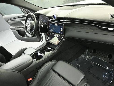 Used 2023 Maserati Grecale Modena AWD/4WD image 25