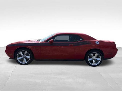 Used 2014 Dodge Challenger R/T RWD image 7