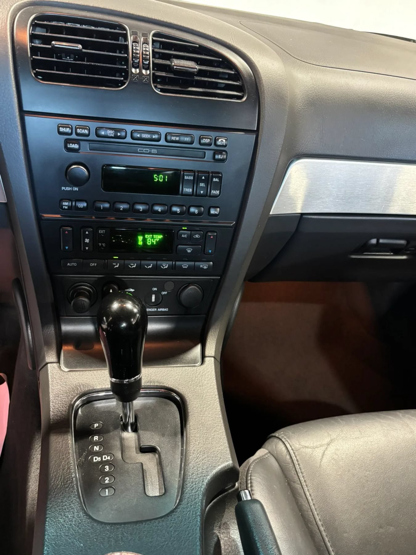 Used 2002 Ford Thunderbird RWD image 17