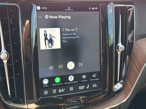 Certified 2023 Volvo XC60 B5 Plus w/ Climate Package AWD/4WD image 20
