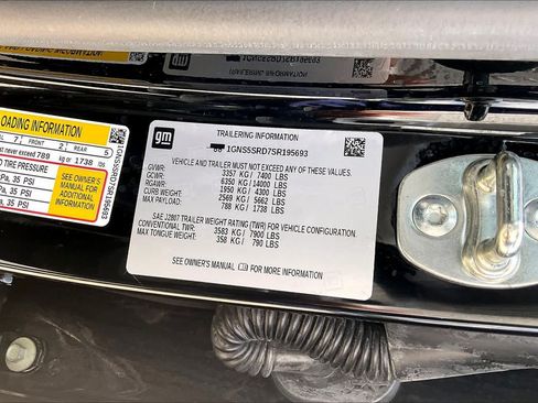 Used 2025 Chevrolet Tahoe Premier RWD image 34