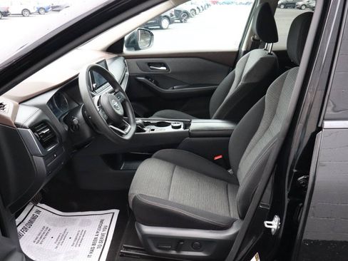 Used 2021 Nissan Rogue SV AWD/4WD image 6