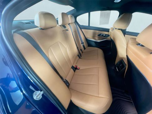 Certified 2024 BMW 330i xDrive Sedan w/ Convenience Package AWD/4WD image 26