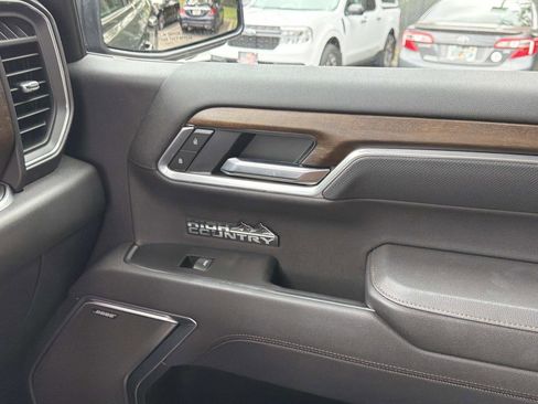 Used 2026 Chevrolet Silverado 1500 High Country w/ High Country Premium Package AWD/4WD image 21