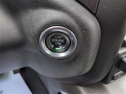 Used 2020 GMC Sierra 1500 AT4 w/ AT4 Premium Package image 23