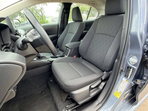 Used 2025 Toyota Corolla LE FWD image 23