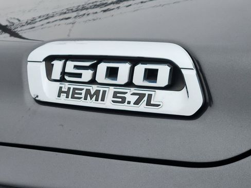 Used 2022 RAM 1500 Limited w/ Body Color Bumper Group image 36