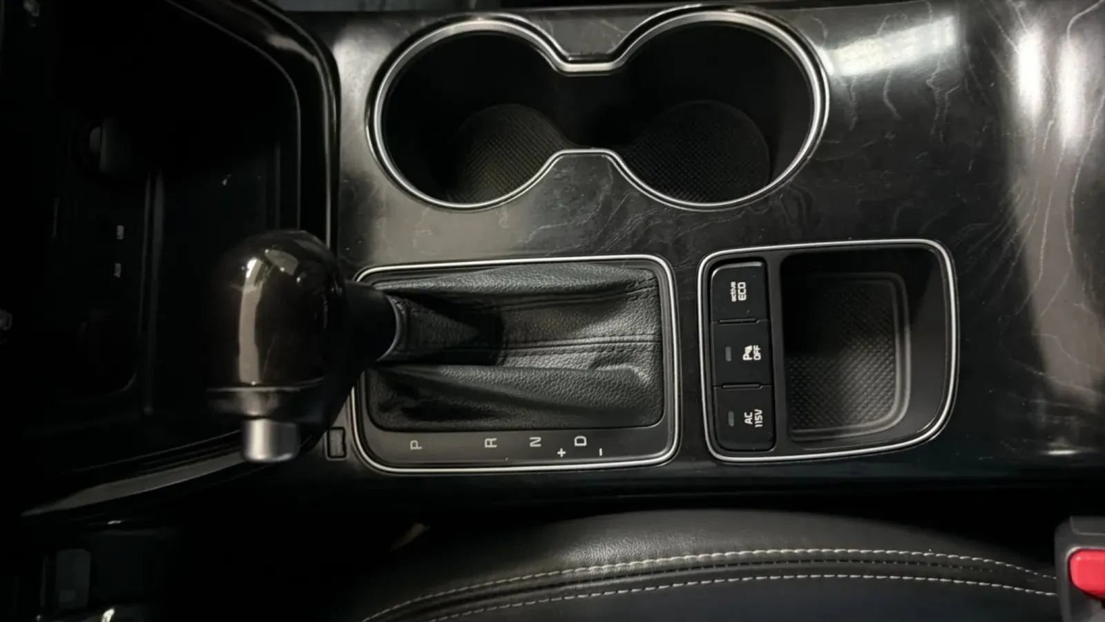 Used 2014 Kia Sorento SX w/ 3rd Row Package FWD image 12