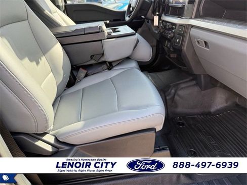 Used 2025 Ford F250 XL image 13