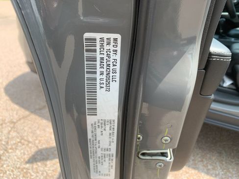 Used 2022 Jeep Cherokee Latitude Lux FWD image 35