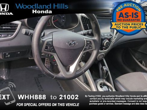 Used 2016 Hyundai Veloster w/ Option Group 02 image 9