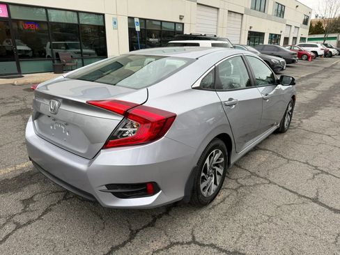 Used 2016 Honda Civic EX image 4