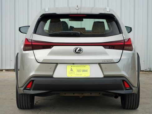 Used 2021 Lexus UX 200 image 47