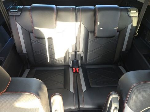 Used 2024 Volkswagen Atlas Peak Edition SEL AWD/4WD image 13