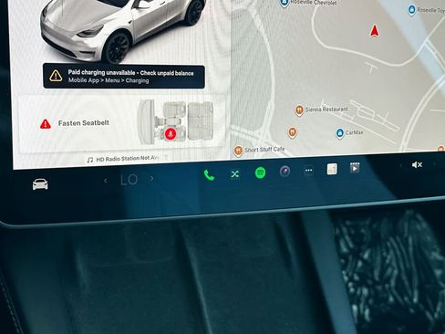 Used 2021 Tesla Model Y Long Range image 23