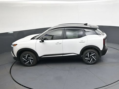 Certified 2026 Nissan Kicks SV w/ SV Premium Package FWD image 37