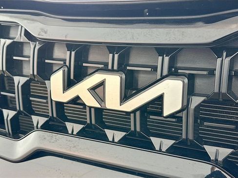 Used 2024 Kia Telluride EX X-Line image 29