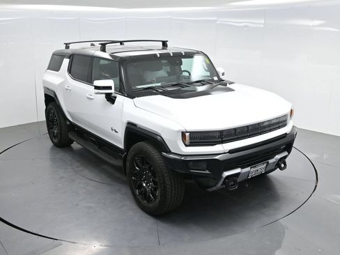 Used 2024 GMC Hummer EV 2X w/ LPO, Roof Cross Rail Package AWD/4WD image 60
