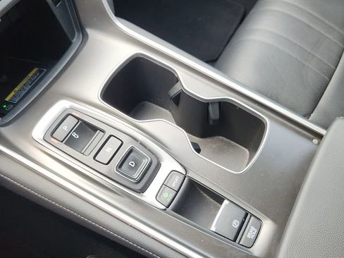 Used 2021 Honda Accord Touring image 18