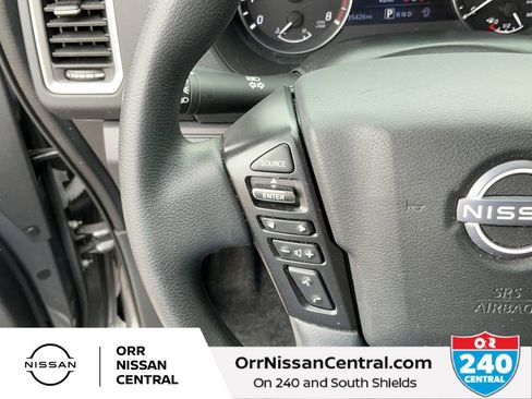 Used 2023 Nissan Frontier SV image 19