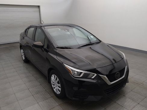 Used 2020 Nissan Versa S FWD image 13