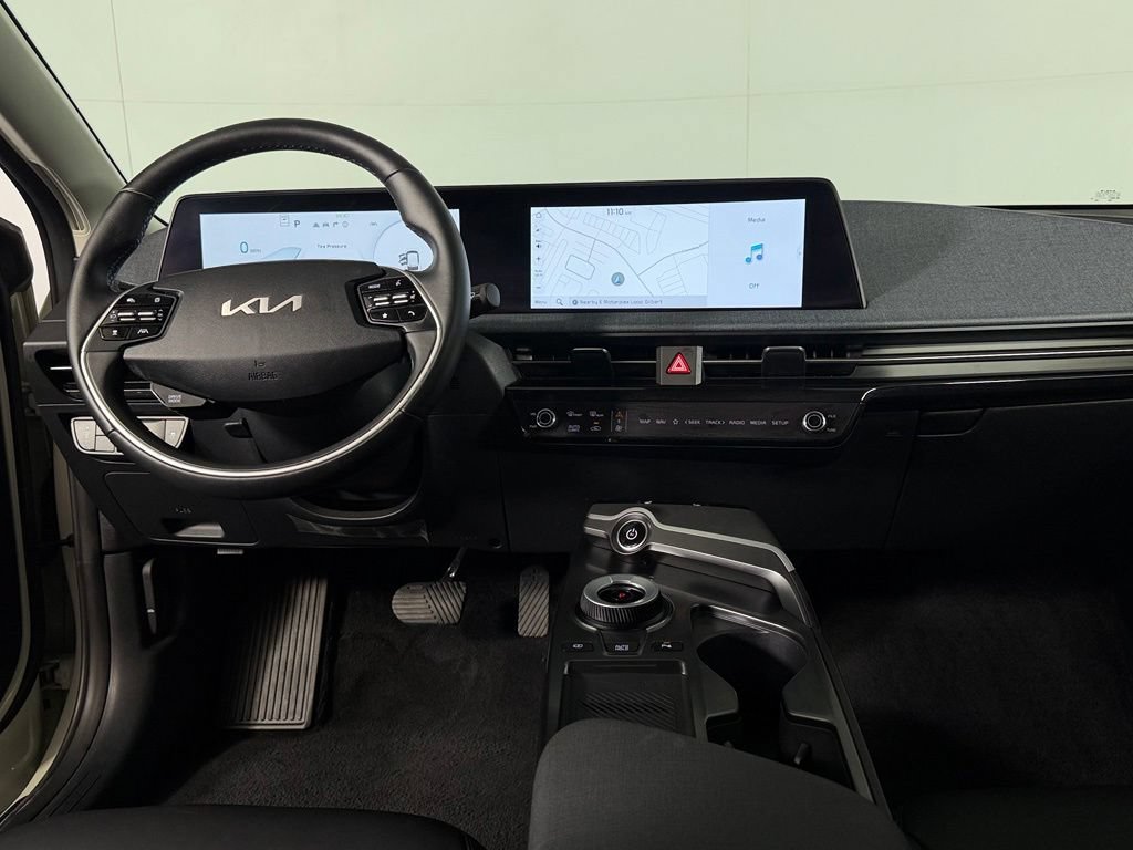 Used 2024 Kia EV6 Light RWD image 14