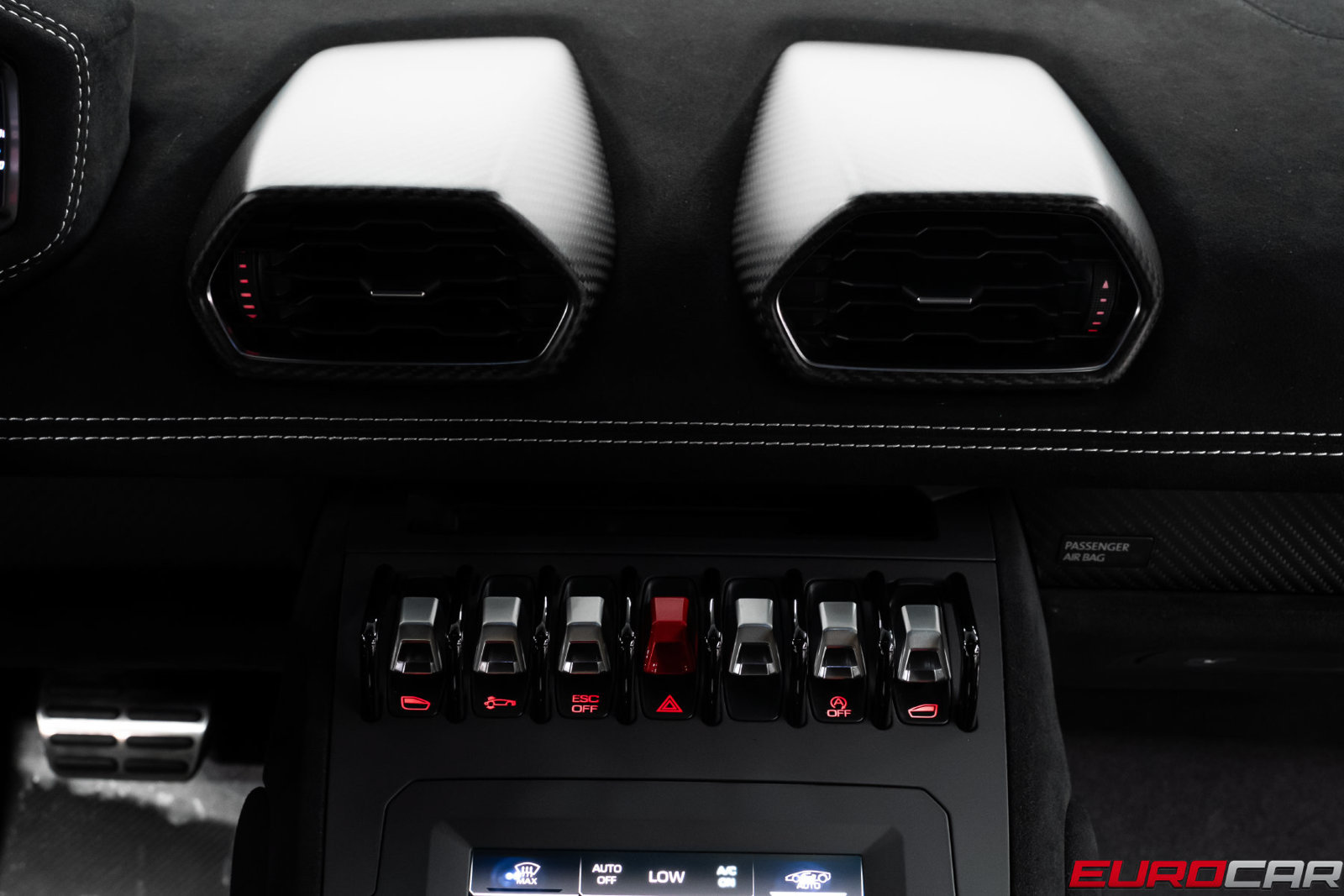 Used 2022 Lamborghini Huracan STO RWD image 37