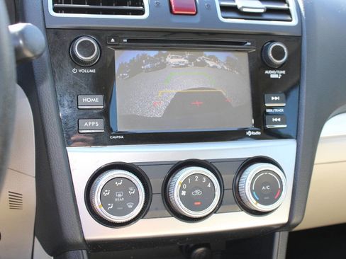 Used 2016 Subaru Impreza 2.0i Premium image 16