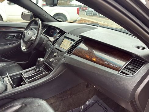 Used 2016 Ford Taurus Limited image 21