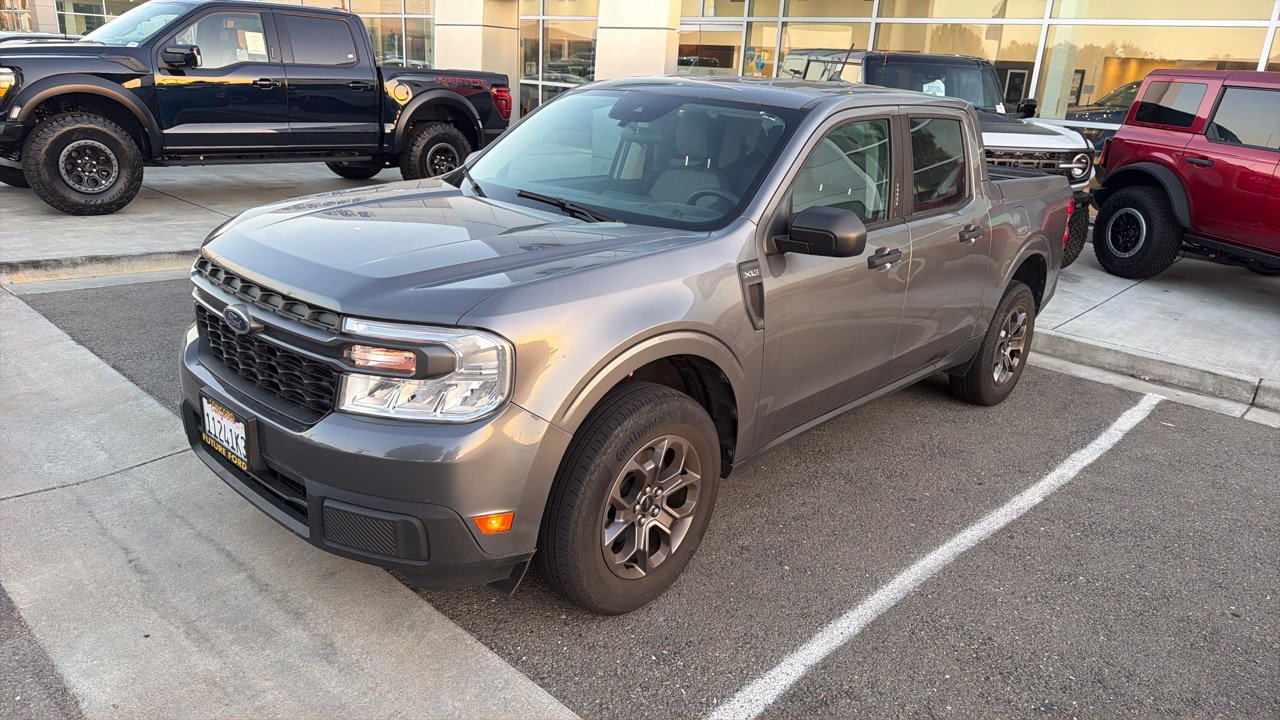 Used 2022 Ford Maverick XLT FWD image 1