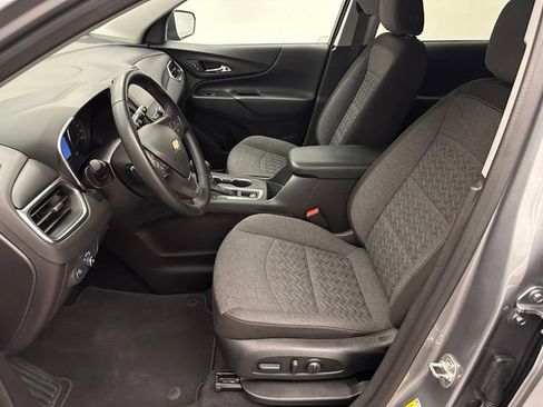 Used 2024 Chevrolet Equinox LT FWD image 17