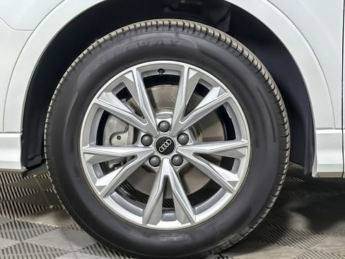 Used 2023 Audi Q3 2.0T Premium AWD/4WD image 24