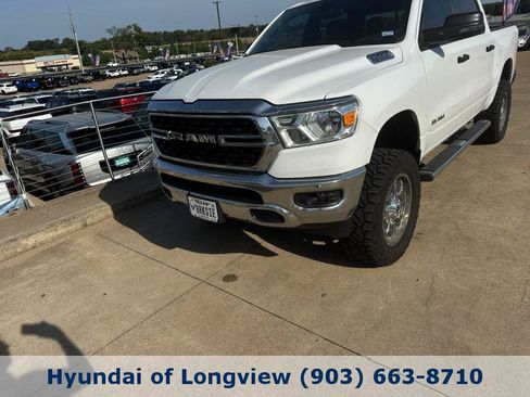 Used 2023 RAM 1500 Lone Star AWD/4WD image 2