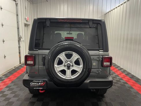 Used 2021 Jeep Wrangler Unlimited Sport AWD/4WD image 7