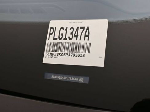 Used 2024 Lincoln Nautilus Reserve w/ Equipment Group 202A AWD/4WD image 22