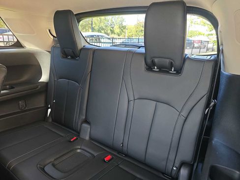 Used 2023 INFINITI QX60 Luxe w/ Cargo Package FWD image 9