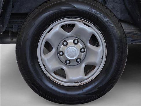 Used 2023 Toyota Tacoma SR AWD/4WD image 21