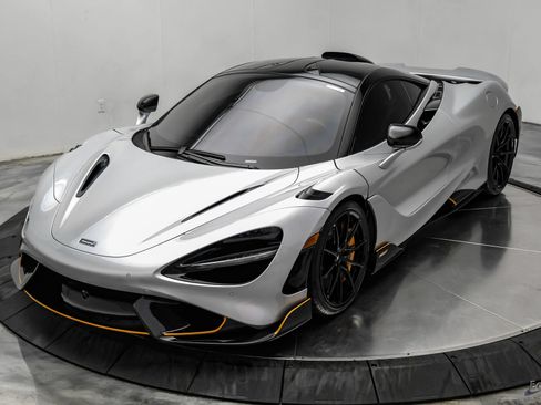 Used 2021 McLaren 765LT RWD image 7
