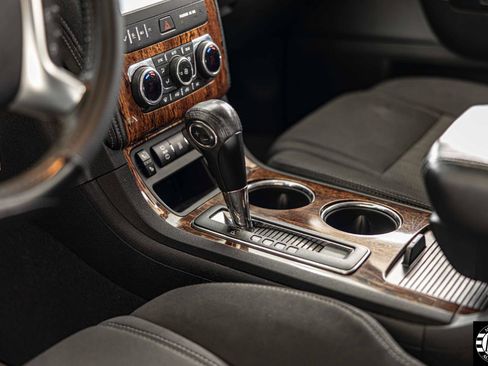 Used 2013 Chevrolet Traverse LT image 27