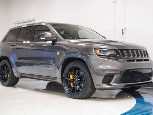 Used 2018 Jeep Grand Cherokee Trackhawk AWD/4WD image 5