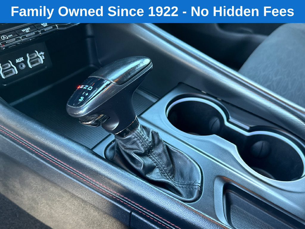 Used 2025 Dodge Durango GT AWD/4WD image 32