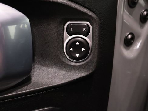 Used 2023 Jeep Gladiator Willys image 10