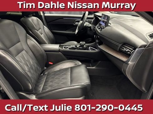 Used 2025 Nissan Rogue Platinum w/ Platinum Premium Package AWD/4WD image 13